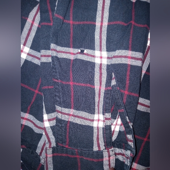 Vintage wrangler XL button up red/black plaid flannel - Picture 10 of 10